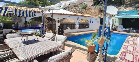 4 bedrooms House in Callosa D'en Sarria, Spain No. 134530 2