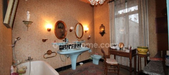 6 bedrooms House in Le Cateau-Cambresis, France No. 83331 8