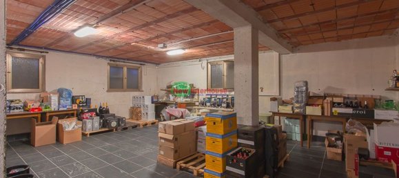 5غرفة عقار تجاري في Udine, Italy رقم 130649 30