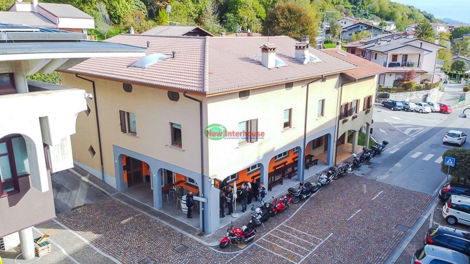 5غرفة عقار تجاري في Udine, Italy رقم 130649