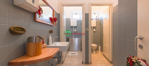 5غرفة عقار تجاري في Udine, Italy رقم 130649 21