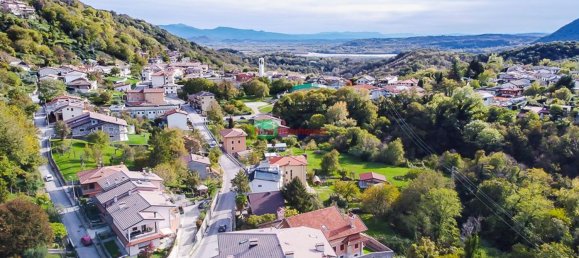 5غرفة عقار تجاري في Udine, Italy رقم 130649 2