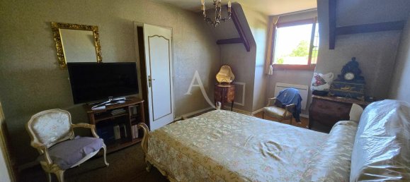 6 bedrooms House in Jargeau, France No. 275812 15