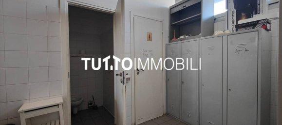 Lagerhaus in Gorle, Italy 400m², Nr. 261868 13