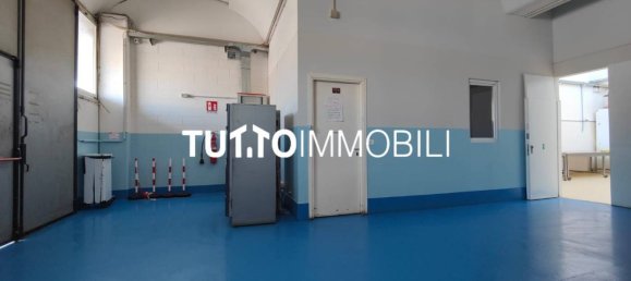 Lagerhaus in Gorle, Italy 400m², Nr. 261868 9