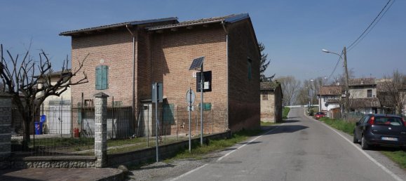 4 rooms House in Colorno, Italy No. 232764 25