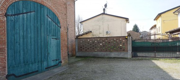 4 rooms House in Colorno, Italy No. 232764 5