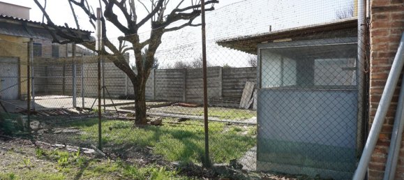 4 rooms House in Colorno, Italy No. 232764 29