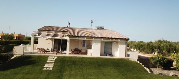 9 غرف نوم فيلا في Conversano, Italy رقم 371541 11