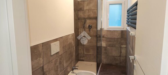 3-salle Appartement à Trieste, Italy No. 4583 8