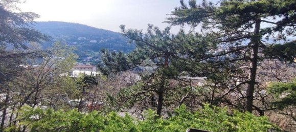 3-salle Appartement à Trieste, Italy No. 4583 17