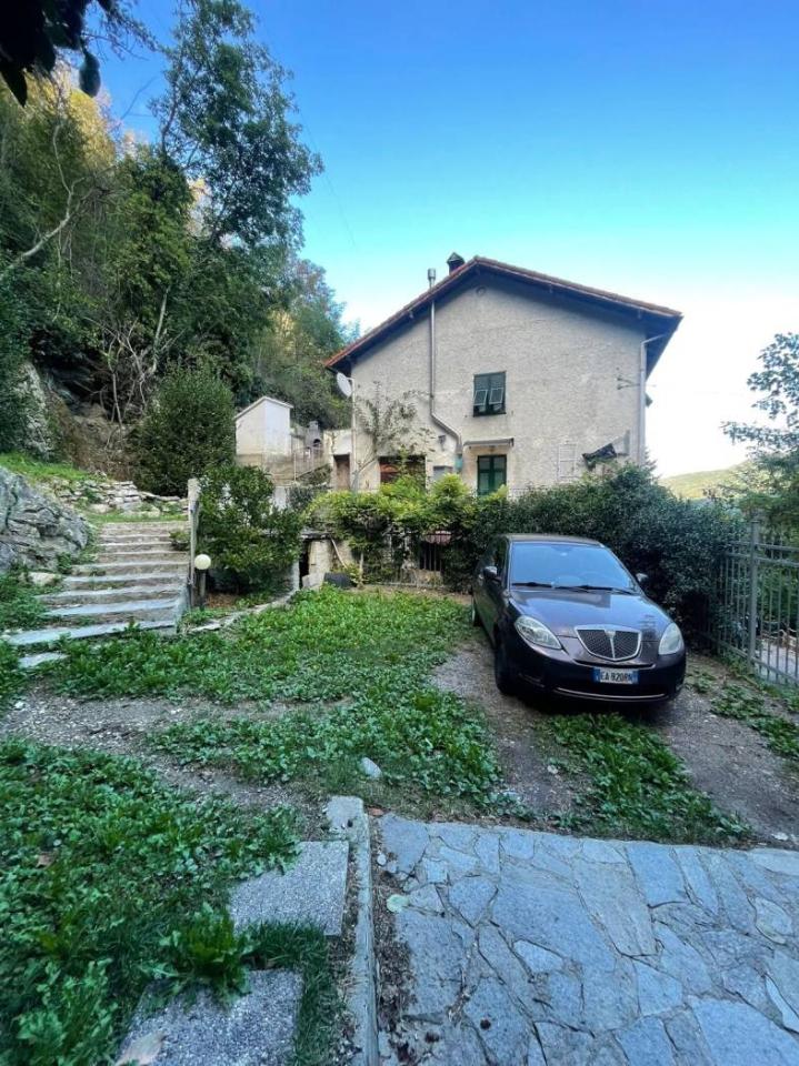 3-salle Villa à Davagna, Italy No. 76896