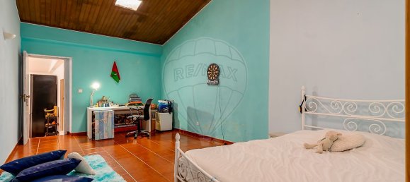 2 bedrooms House in Torres Vedras, Portugal No. 49137 8