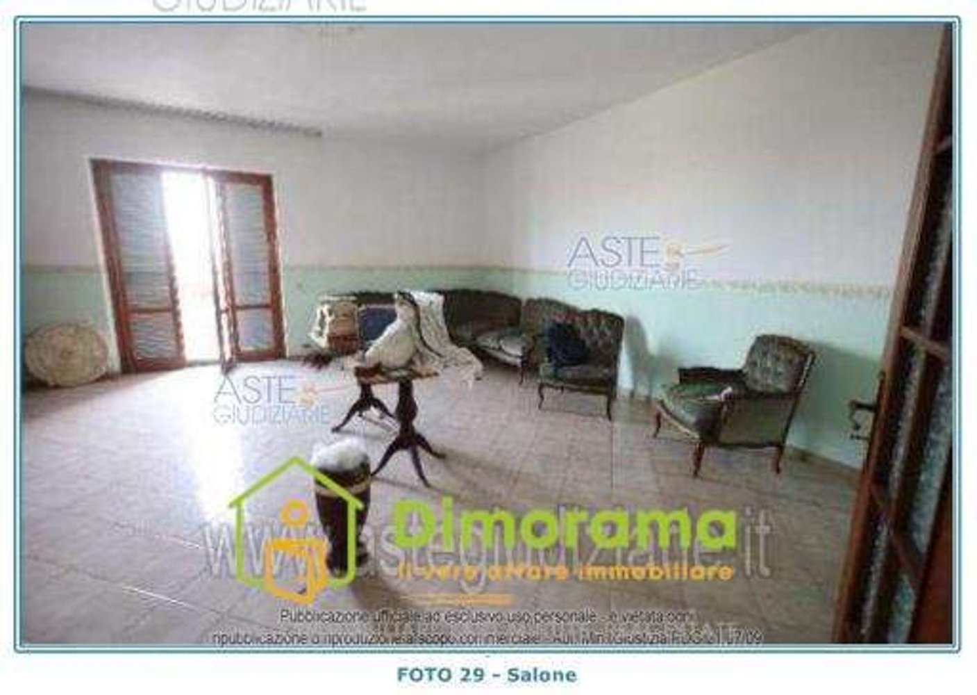 8 rooms Apartment in Naples, Italy No. 10957