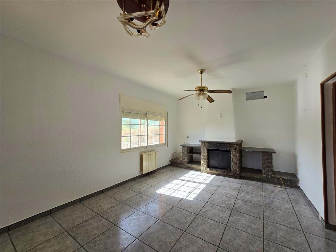 4 bedrooms House in Sant Feliu de Codines, Spain No. 157188