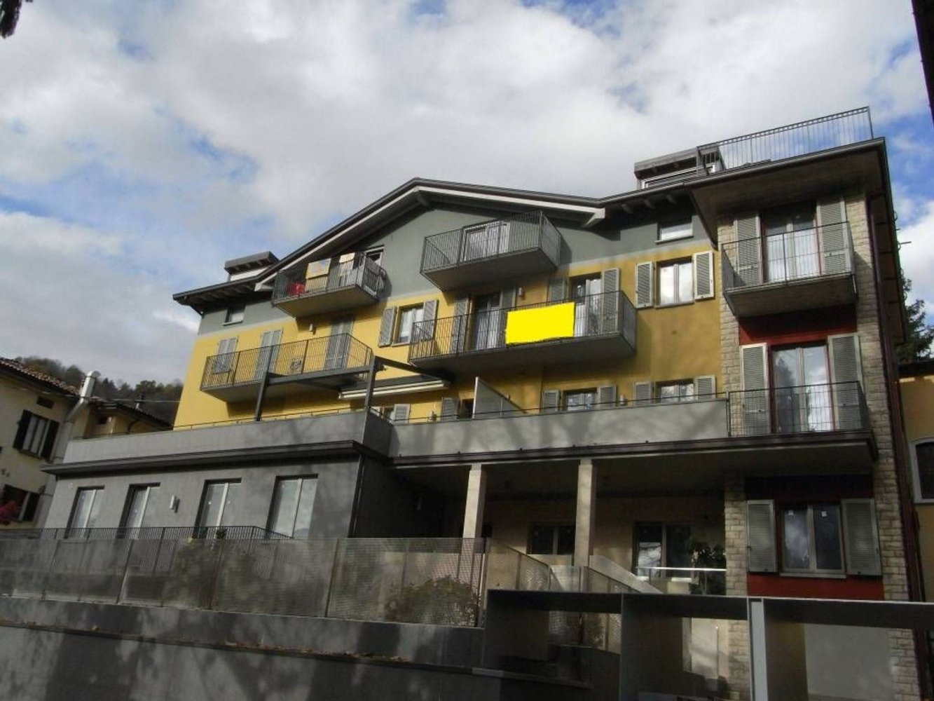 Пентхаус с 3 комнатами в Дзоньо, Италия № 151291