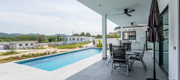 2 bedrooms Cafe / restaurant in Hua Hin, Thailand No. 6371 8