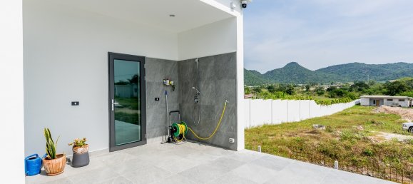 2 bedrooms Cafe / restaurant in Hua Hin, Thailand No. 6371 7