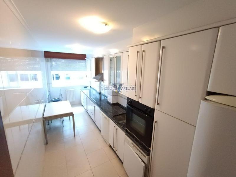 3 bedrooms Apartment in Ourense, Spain No. 212238
