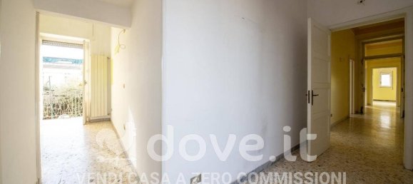 Apartamento de 3 dormitorios en Oria, Italy No. 339360 17