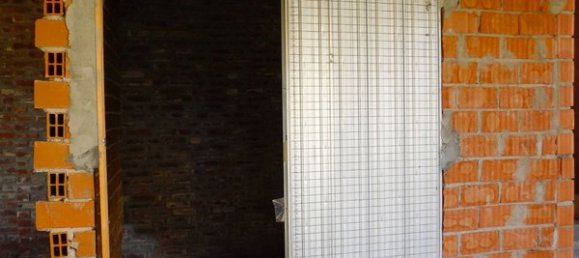 13 rooms House in Gropello Cairoli, Italy No. 157512 3