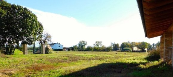 13 rooms House in Gropello Cairoli, Italy No. 157512 5