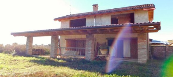 13 rooms House in Gropello Cairoli, Italy No. 157512 7