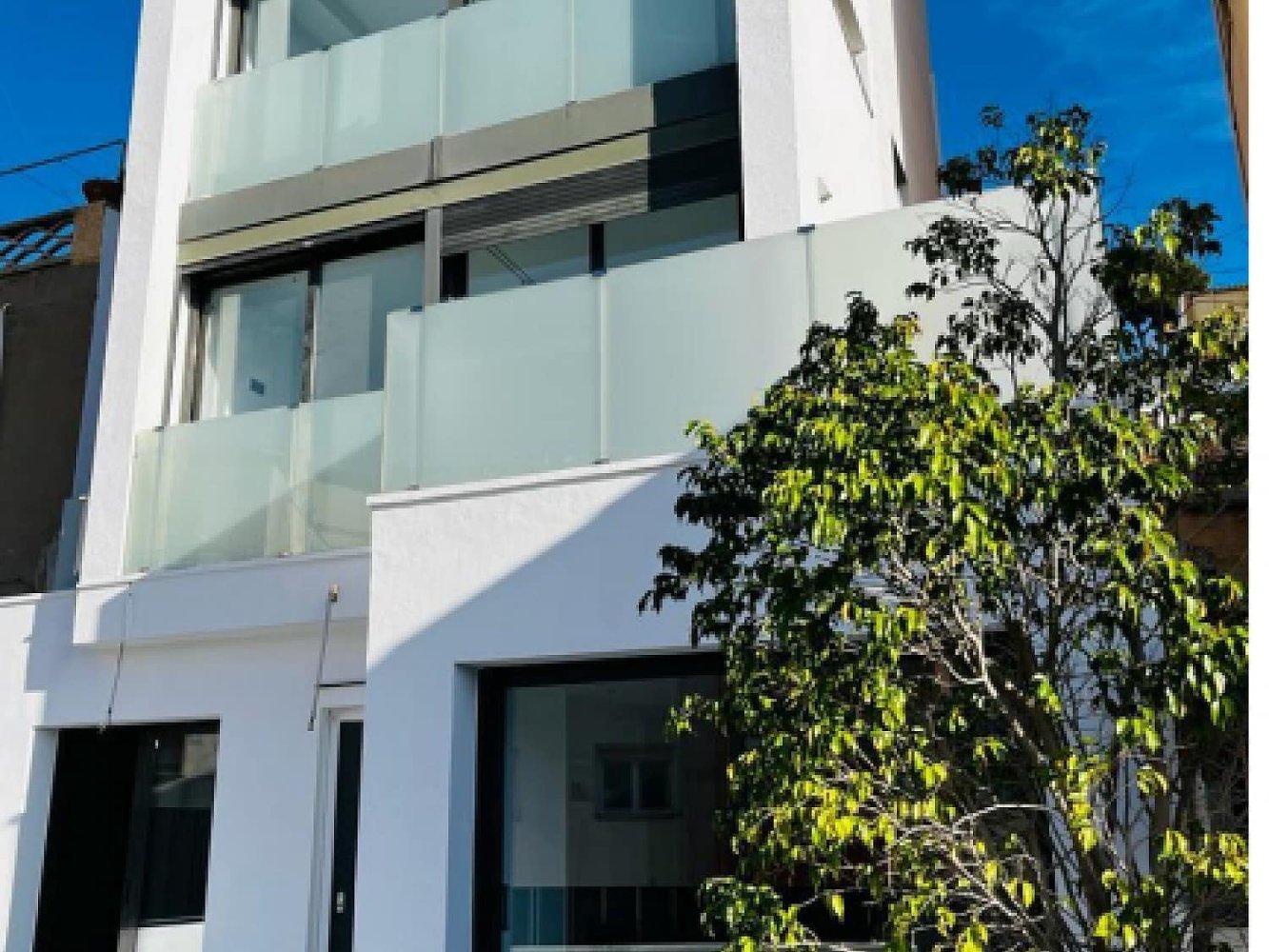 4 bedrooms Villa in Sant Just Desvern, Spain No. 246724