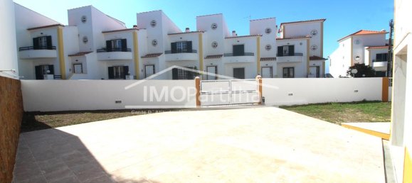 3 bedrooms House in Ericeira, Portugal No. 150369 7