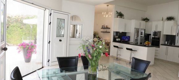 3 bedrooms House in Kissonerga, Cyprus No. 9636 9