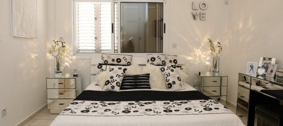 3 bedrooms House in Kissonerga, Cyprus No. 9636 17