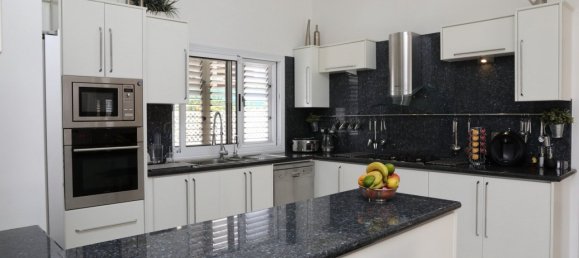 3 bedrooms House in Kissonerga, Cyprus No. 9636 11