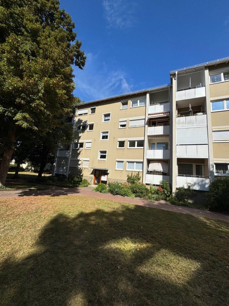 Квартира с 2 спальнями в Бремен, Германия № 329315