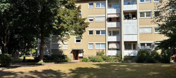 Квартира с 2 спальнями в Бремен, Германия № 329315 2