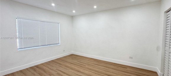 120.4 m² terreno en venta en Miami, Miami-Dade, Florida, USA № 614884 7