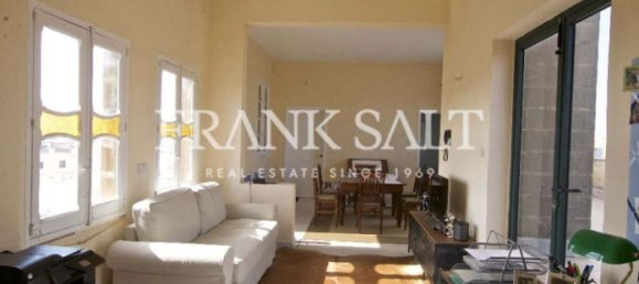 5 bedrooms Hotel in Tarxien, Malta No. 2495 12