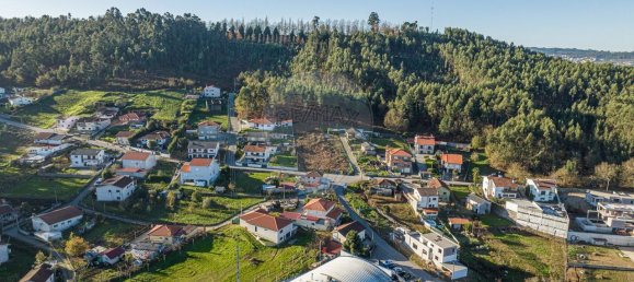 1000m² Land in Felgueiras, Portugal No. 45619 7