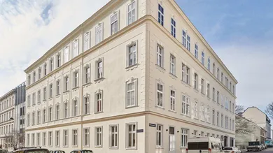 Квартира с 2 комнатами в Рудольфсхайм-Фунфхаус, Австрия № 201223