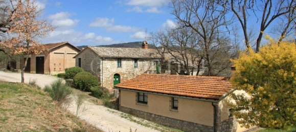 5غرفة عقار تجاري في Corciano, Italy رقم 353389 15