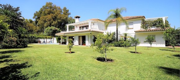 Villa T5 em Estepona, Spain N.º 135805 3