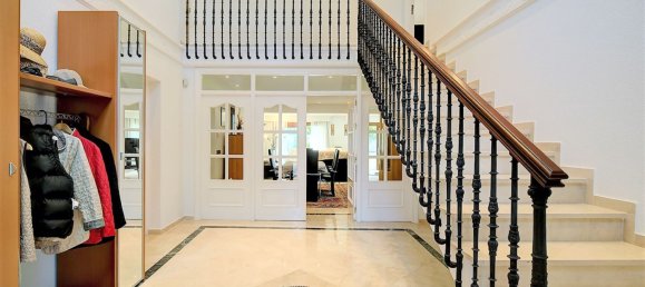 Villa T5 em Estepona, Spain N.º 135805 17