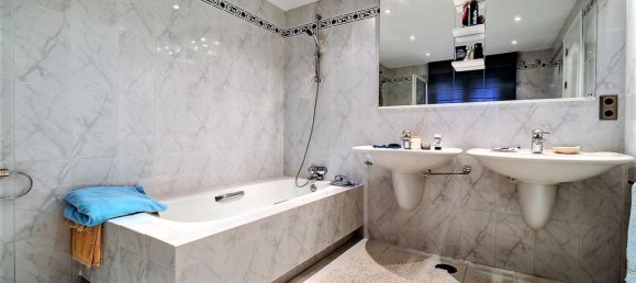 Villa T5 em Estepona, Spain N.º 135805 22