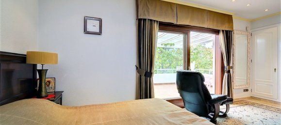 Villa T5 em Estepona, Spain N.º 135805 30