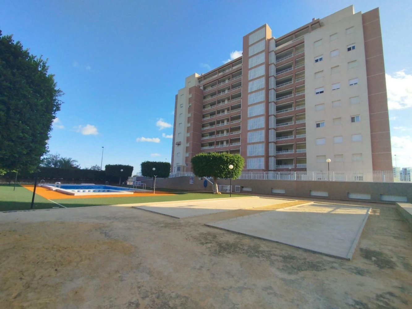 2 bedrooms Apartment in Guardamar del Segura, Spain No. 260861