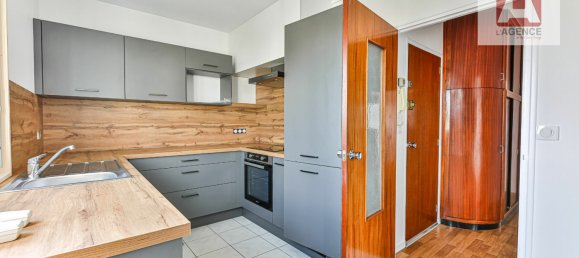 Квартира с 2 спальнями в Сен-Жиль-Круа-де-Ви, Франция № 277946 5