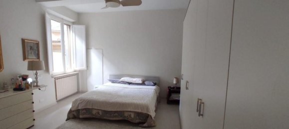 2 rooms Apartment in Siena, Italy No. 84806 4
