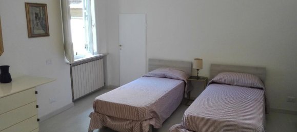 2 rooms Apartment in Siena, Italy No. 84806 11