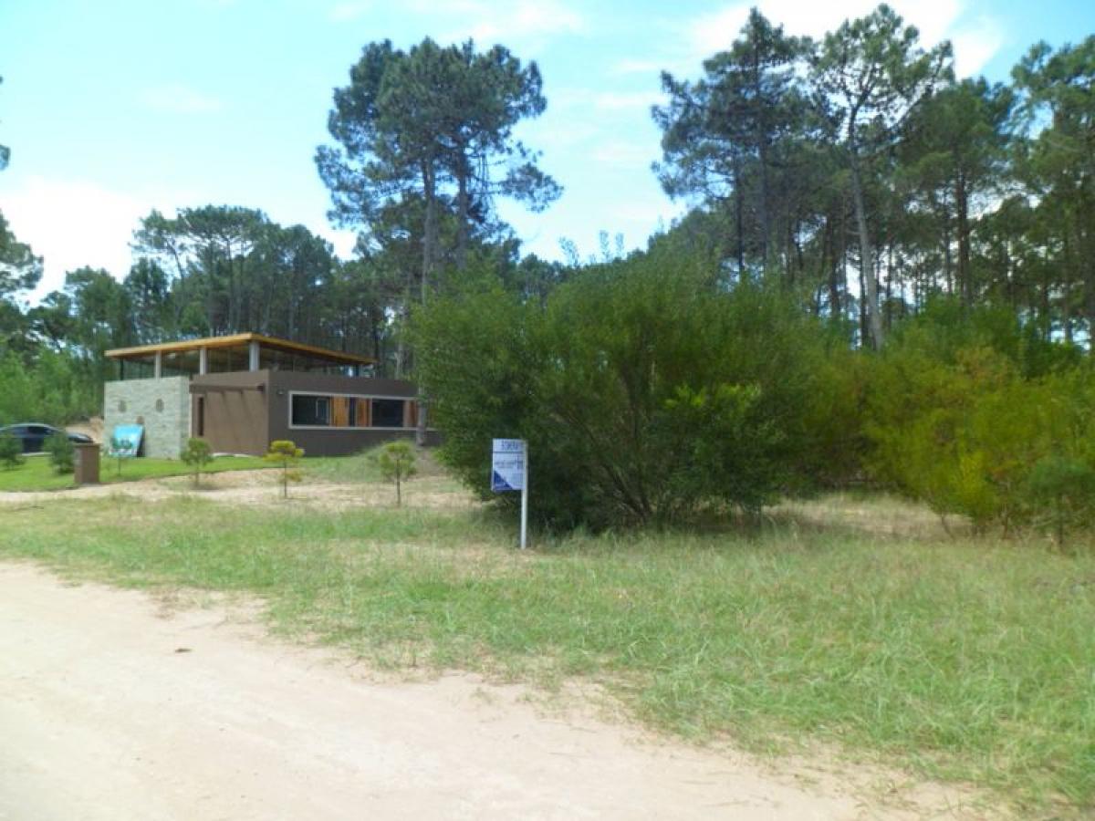  Land in Mar del Plata, Argentina No. 114748