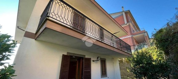 Villa T5 em Rocca Priora, Italy N.º 272733 2