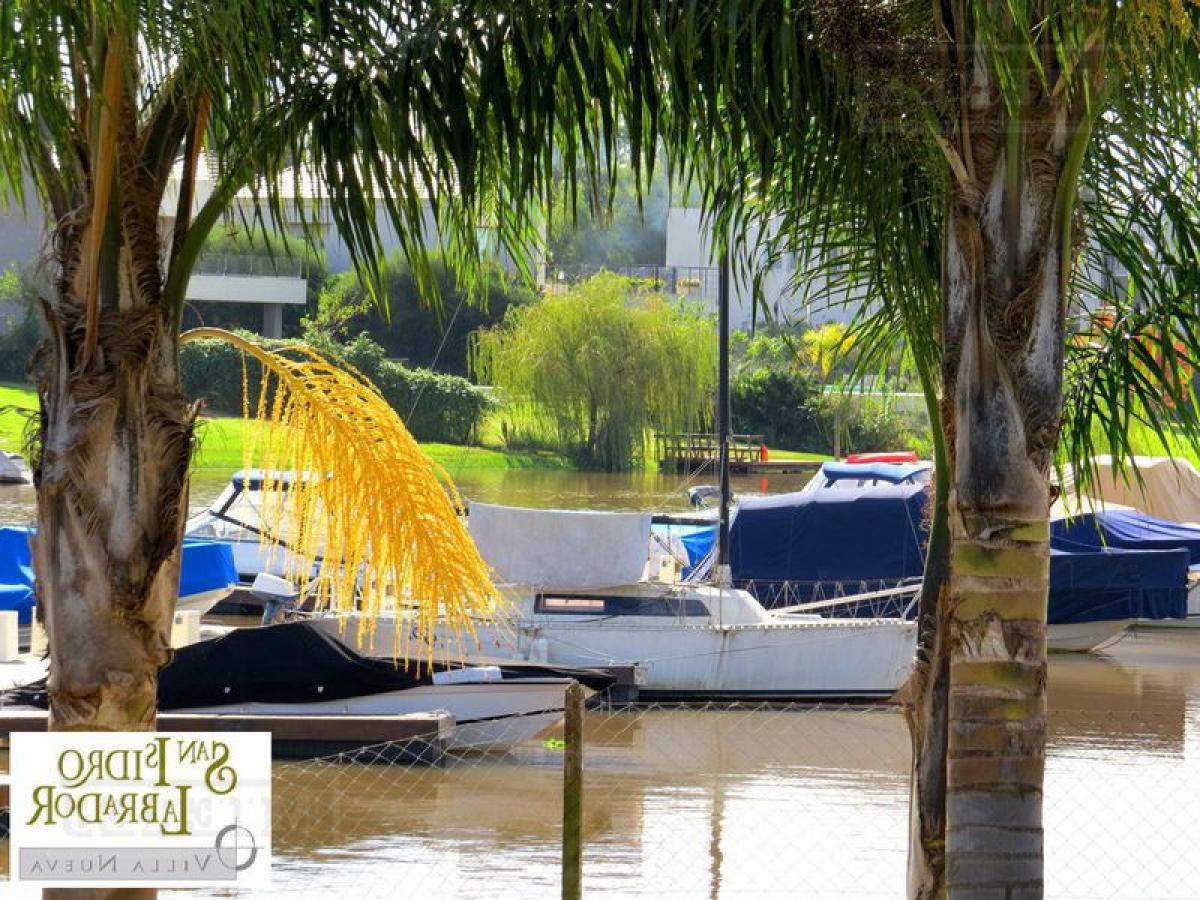  Commercial property in Tigre, Argentina No. 106848